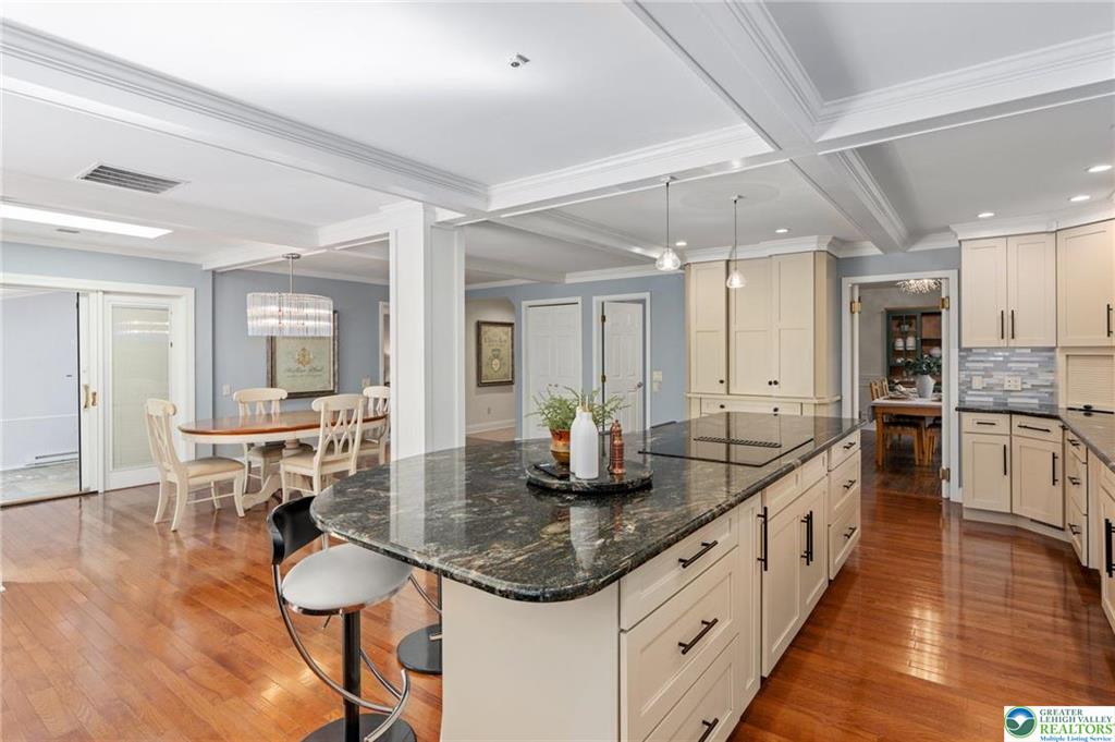 Lower Macungie Twp, Pennsylvania 18049, United States, 4 Bedrooms Bedrooms, ,6 BathroomsBathrooms,Residential,Pending,131119