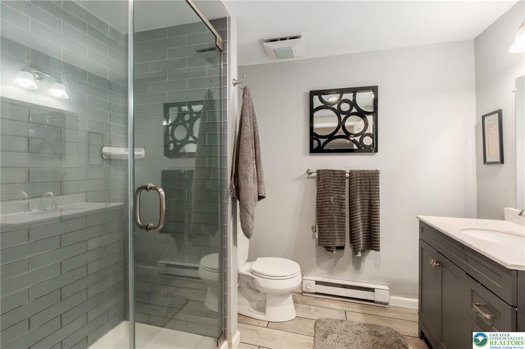 Lower Macungie Twp, Pennsylvania 18049, United States, 4 Bedrooms Bedrooms, ,6 BathroomsBathrooms,Residential,Pending,131119