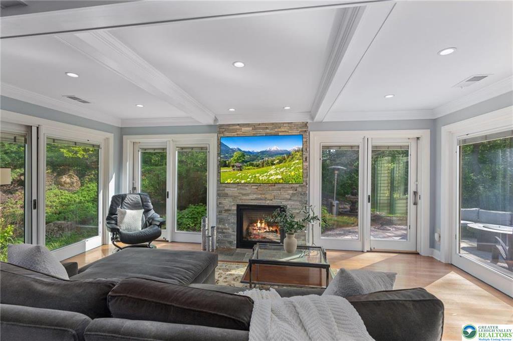 Lower Macungie Twp, Pennsylvania 18049, United States, 4 Bedrooms Bedrooms, ,6 BathroomsBathrooms,Residential,Pending,131119