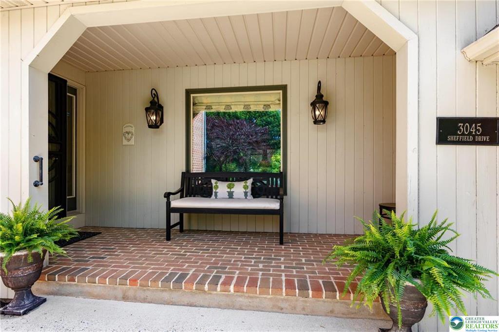 Lower Macungie Twp, Pennsylvania 18049, United States, 4 Bedrooms Bedrooms, ,6 BathroomsBathrooms,Residential,Pending,131119