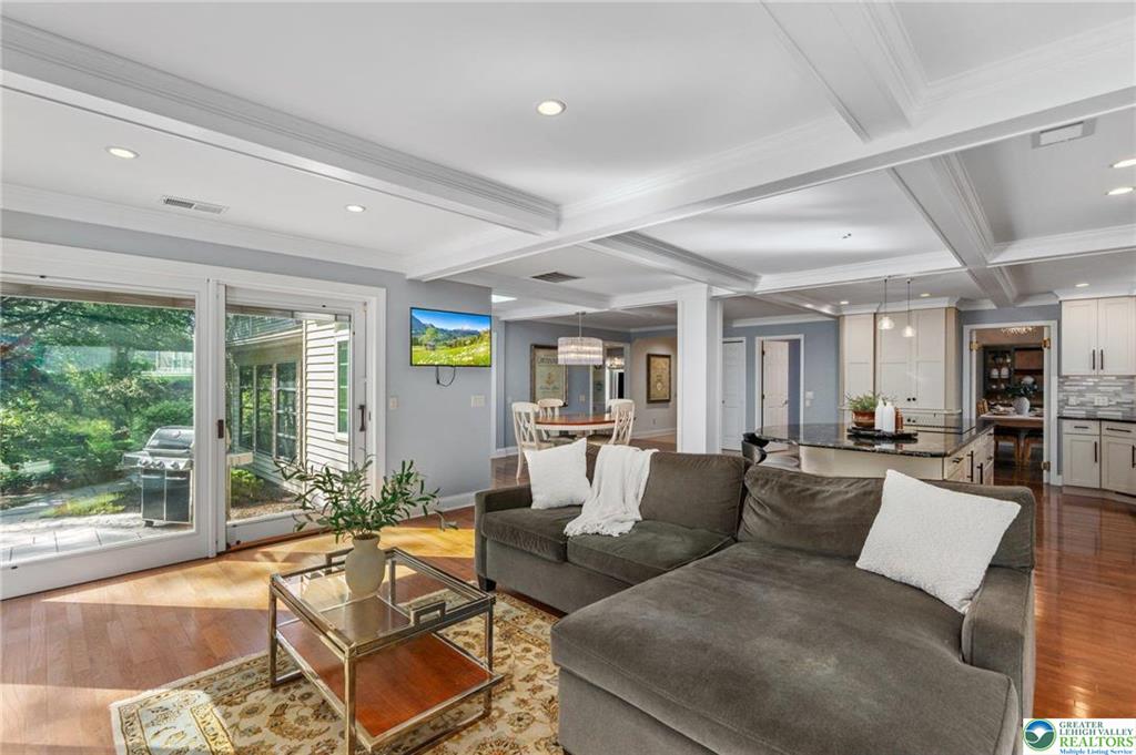 Lower Macungie Twp, Pennsylvania 18049, United States, 4 Bedrooms Bedrooms, ,6 BathroomsBathrooms,Residential,Pending,131119