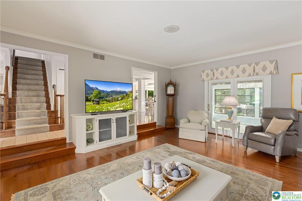 Lower Macungie Twp, Pennsylvania 18049, United States, 4 Bedrooms Bedrooms, ,6 BathroomsBathrooms,Residential,Pending,131119