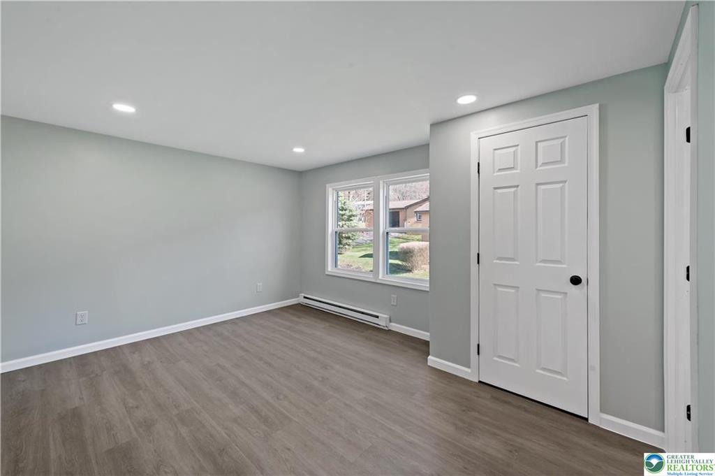 Nesquehoning Borough, Pennsylvania 18240, United States, 5 Bedrooms Bedrooms, ,3 BathroomsBathrooms,Residential,Active,108243