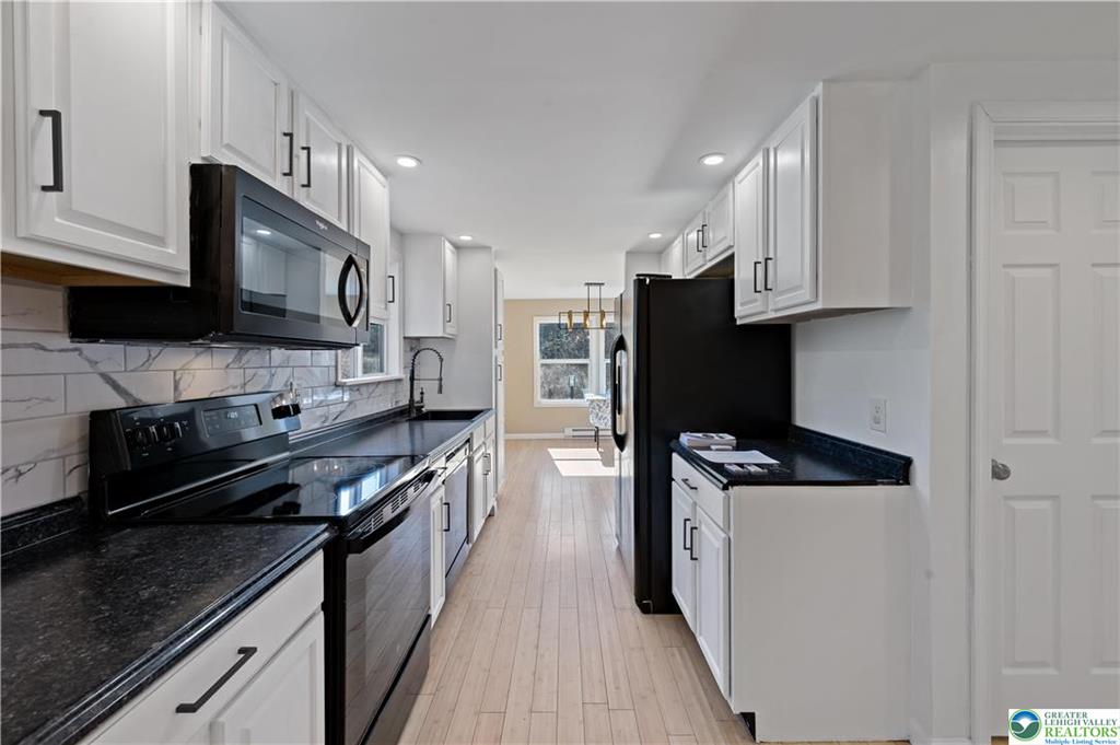 Nesquehoning Borough, Pennsylvania 18240, United States, 5 Bedrooms Bedrooms, ,3 BathroomsBathrooms,Residential,Active,108243