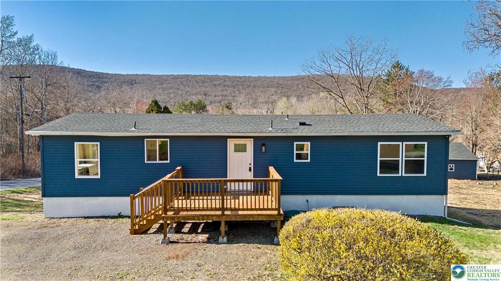 Nesquehoning Borough, Pennsylvania 18240, United States, 5 Bedrooms Bedrooms, ,3 BathroomsBathrooms,Residential,Active,108243