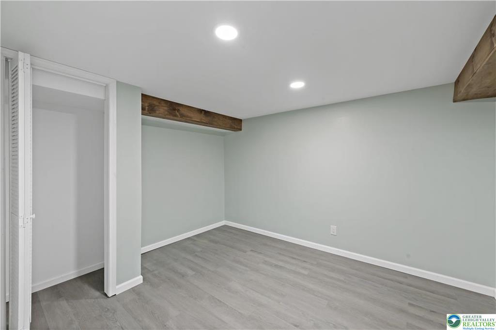 Nesquehoning Borough, Pennsylvania 18240, United States, 5 Bedrooms Bedrooms, ,3 BathroomsBathrooms,Residential,Active,108243