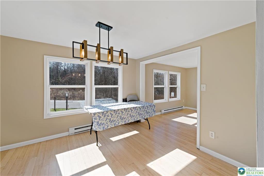 Nesquehoning Borough, Pennsylvania 18240, United States, 5 Bedrooms Bedrooms, ,3 BathroomsBathrooms,Residential,Active,108243