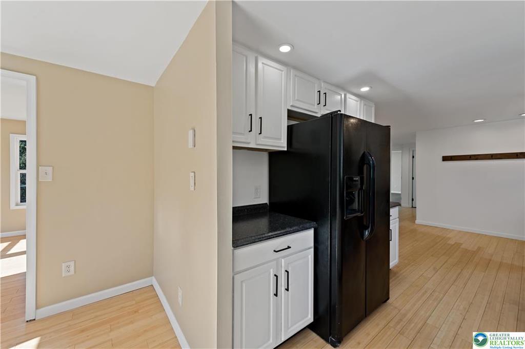 Nesquehoning Borough, Pennsylvania 18240, United States, 5 Bedrooms Bedrooms, ,3 BathroomsBathrooms,Residential,Active,108243