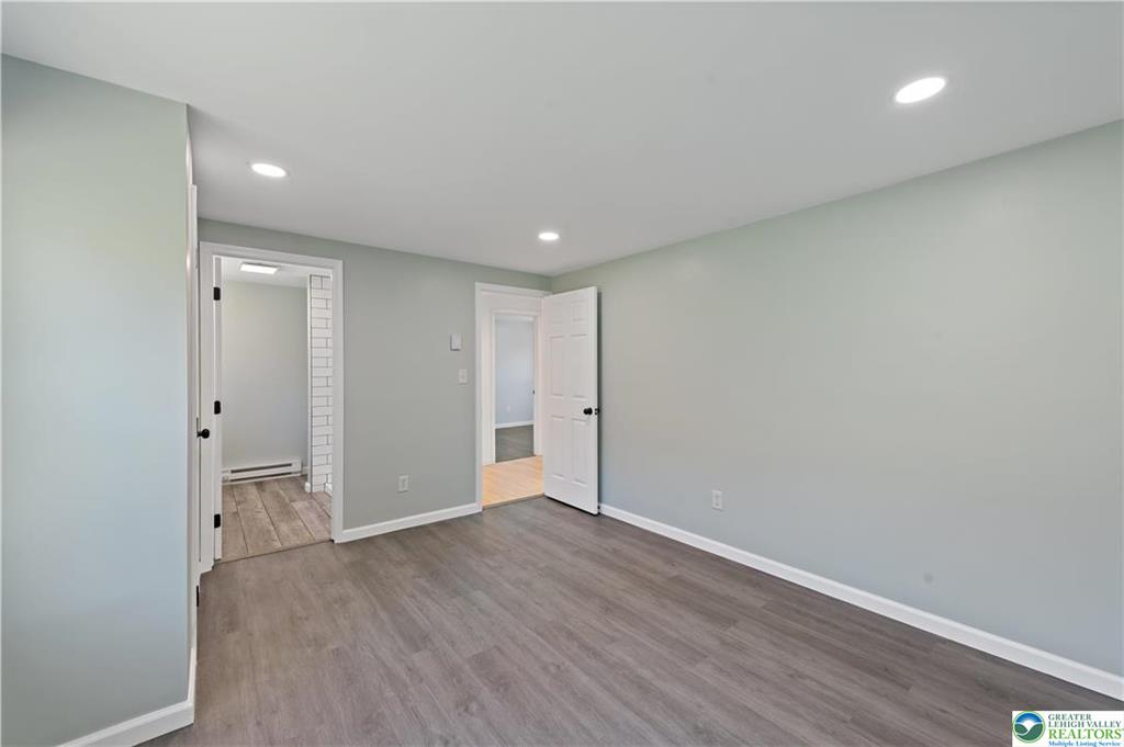 Nesquehoning Borough, Pennsylvania 18240, United States, 5 Bedrooms Bedrooms, ,3 BathroomsBathrooms,Residential,Active,108243