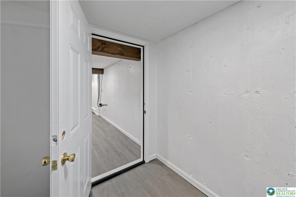 Nesquehoning Borough, Pennsylvania 18240, United States, 5 Bedrooms Bedrooms, ,3 BathroomsBathrooms,Residential,Active,108243