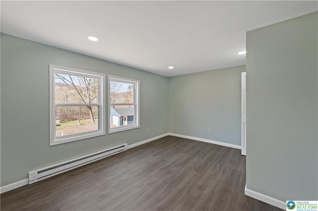 Nesquehoning Borough, Pennsylvania 18240, United States, 5 Bedrooms Bedrooms, ,3 BathroomsBathrooms,Residential,Active,108243