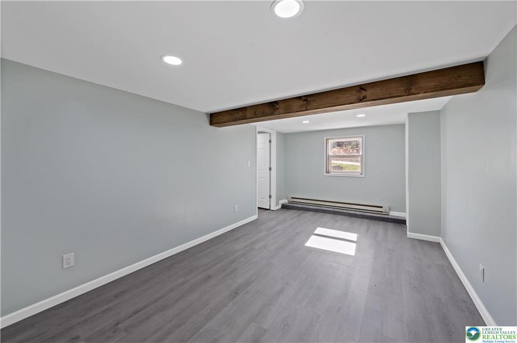 Nesquehoning Borough, Pennsylvania 18240, United States, 5 Bedrooms Bedrooms, ,3 BathroomsBathrooms,Residential,Active,108243