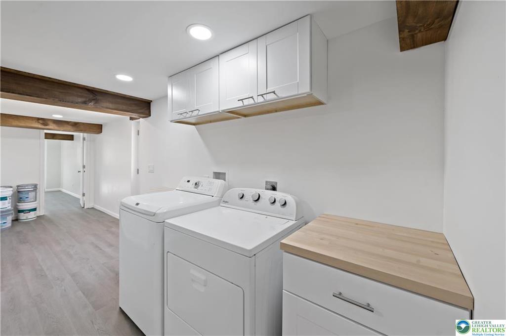 Nesquehoning Borough, Pennsylvania 18240, United States, 5 Bedrooms Bedrooms, ,3 BathroomsBathrooms,Residential,Active,108243