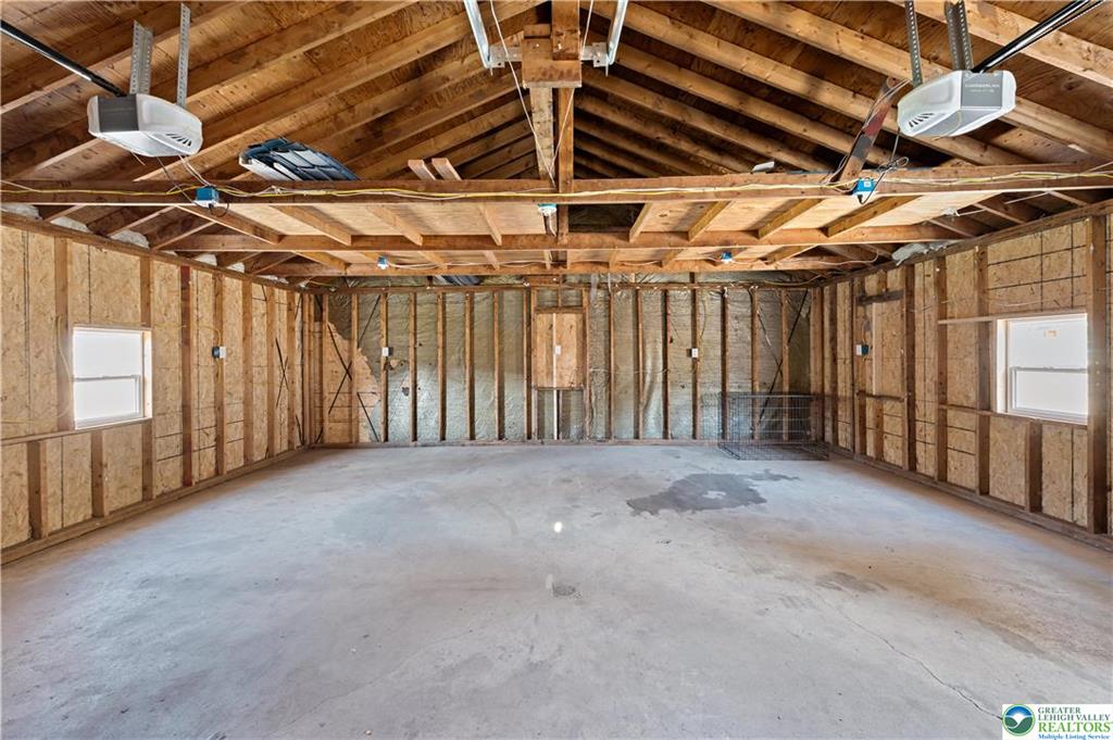 Nesquehoning Borough, Pennsylvania 18240, United States, 5 Bedrooms Bedrooms, ,3 BathroomsBathrooms,Residential,Active,108243