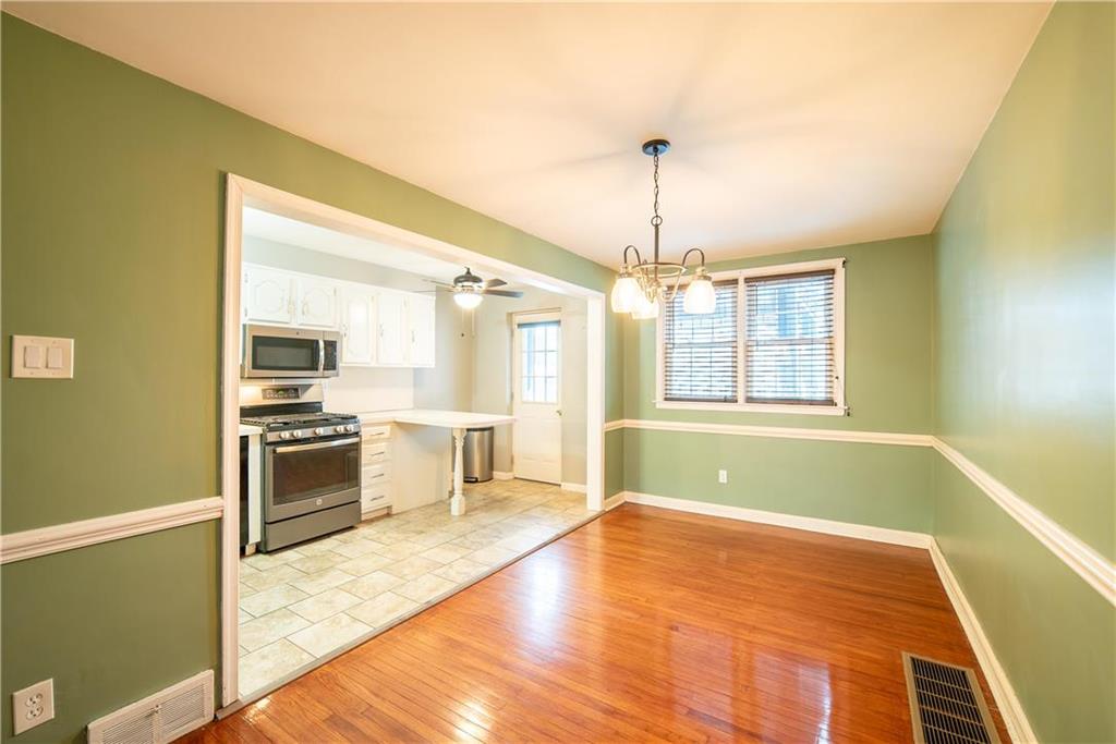 Allentown City, Pennsylvania 18103, United States, 3 Bedrooms Bedrooms, ,1 BathroomBathrooms,Residential,Active,4083