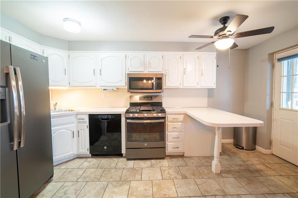 Allentown City, Pennsylvania 18103, United States, 3 Bedrooms Bedrooms, ,1 BathroomBathrooms,Residential,Active,4083