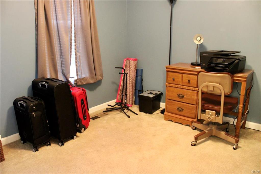 Upper Macungie Twp, Pennsylvania 18104, United States, 3 Bedrooms Bedrooms, ,3 BathroomsBathrooms,Residential,Active,96930