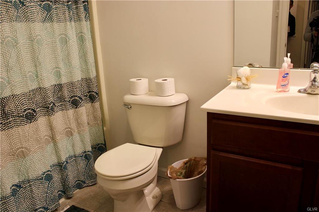 Upper Macungie Twp, Pennsylvania 18104, United States, 3 Bedrooms Bedrooms, ,3 BathroomsBathrooms,Residential,Active,96930