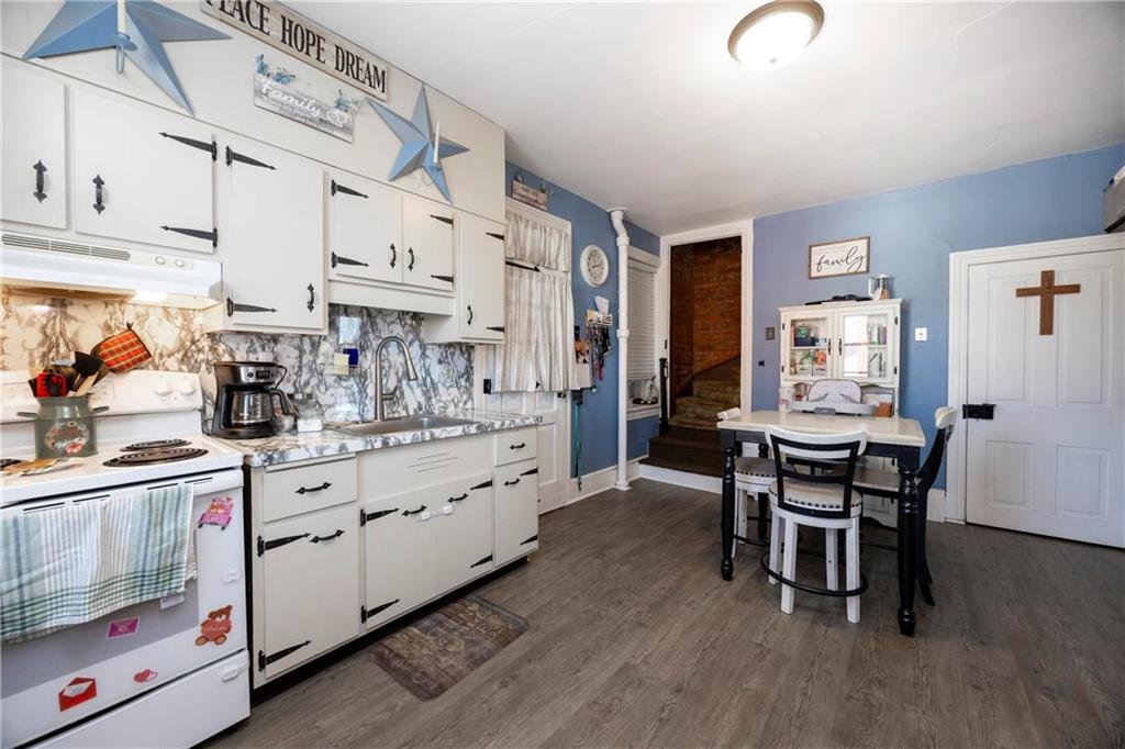 Richmond Township, Pennsylvania 19564, United States, 2 Bedrooms Bedrooms, ,1 BathroomBathrooms,Residential,Pending,10493