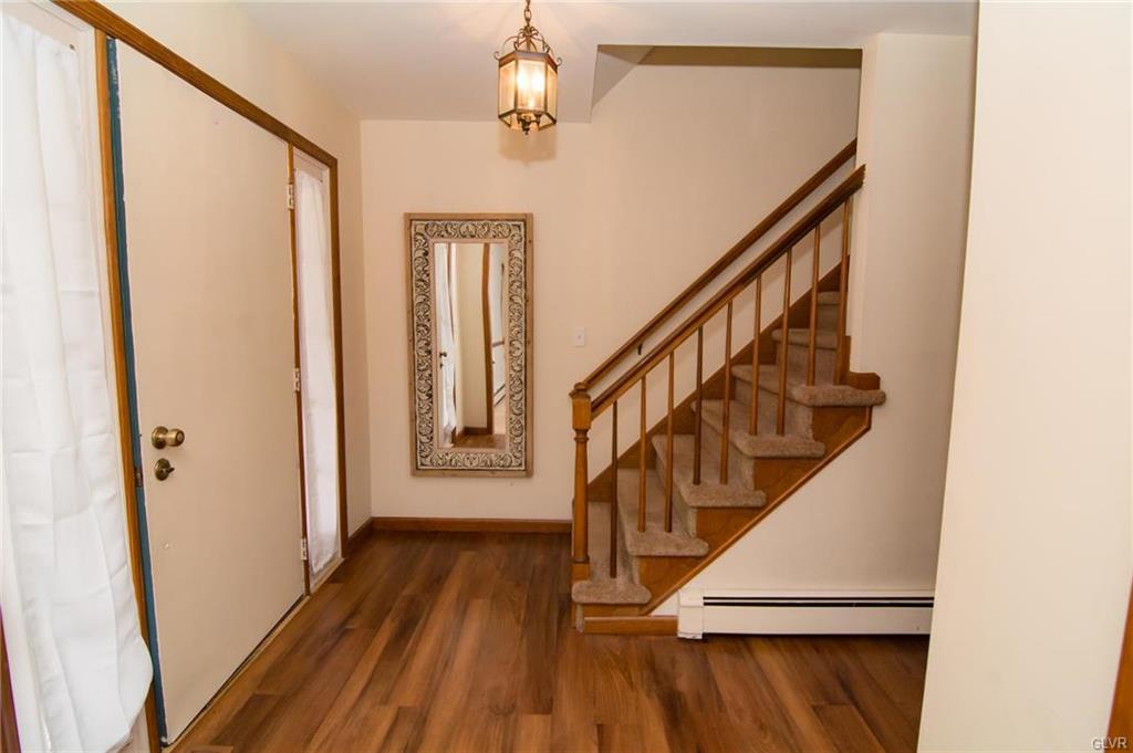 Upper Macungie Twp, Pennsylvania 18104, United States, 5 Bedrooms Bedrooms, ,3 BathroomsBathrooms,Residential,Pending,104856