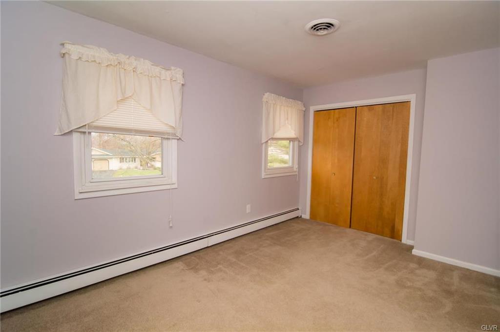 Upper Macungie Twp, Pennsylvania 18104, United States, 5 Bedrooms Bedrooms, ,3 BathroomsBathrooms,Residential,Pending,104856