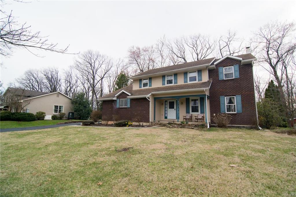 Upper Macungie Twp, Pennsylvania 18104, United States, 5 Bedrooms Bedrooms, ,3 BathroomsBathrooms,Residential,Pending,104856