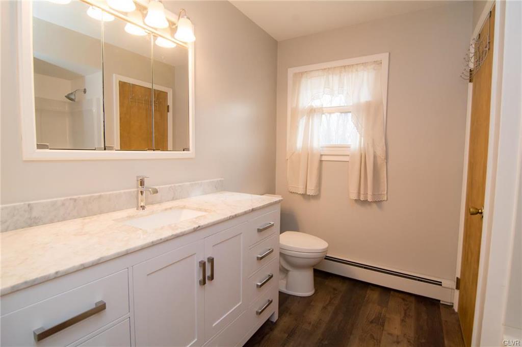 Upper Macungie Twp, Pennsylvania 18104, United States, 5 Bedrooms Bedrooms, ,3 BathroomsBathrooms,Residential,Pending,104856