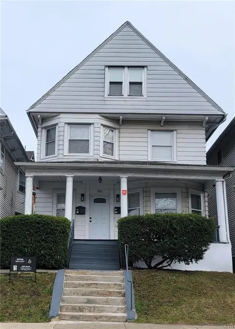 MLS: 753161