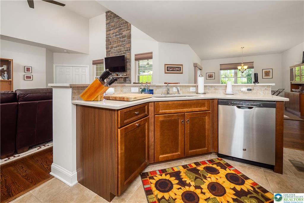 Bushkill Twp, Pennsylvania 18064, United States, 3 Bedrooms Bedrooms, ,3 BathroomsBathrooms,Residential,Active,145907