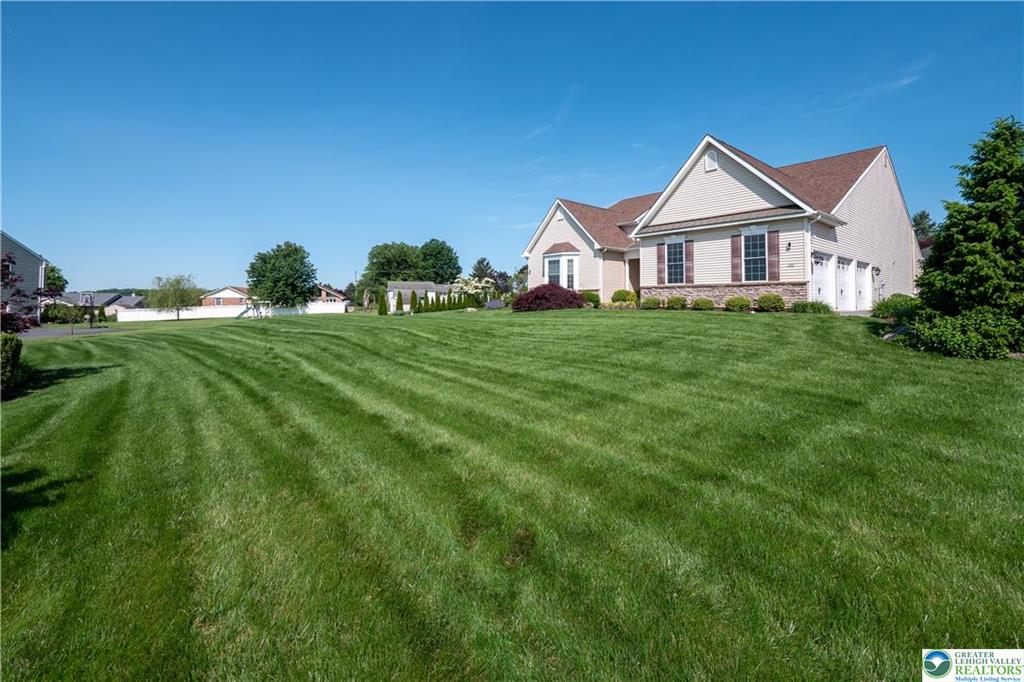 Bushkill Twp, Pennsylvania 18064, United States, 3 Bedrooms Bedrooms, ,3 BathroomsBathrooms,Residential,Active,145907