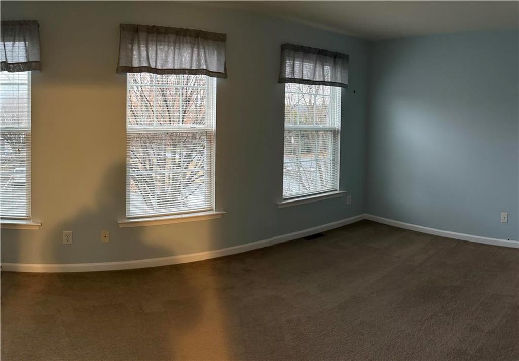 Upper Macungie Twp, Pennsylvania 18031, United States, 2 Bedrooms Bedrooms, ,2 BathroomsBathrooms,Residential,Pending,10921