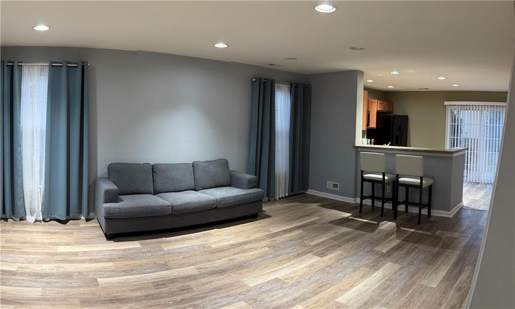 Upper Macungie Twp, Pennsylvania 18031, United States, 2 Bedrooms Bedrooms, ,2 BathroomsBathrooms,Residential,Pending,10921