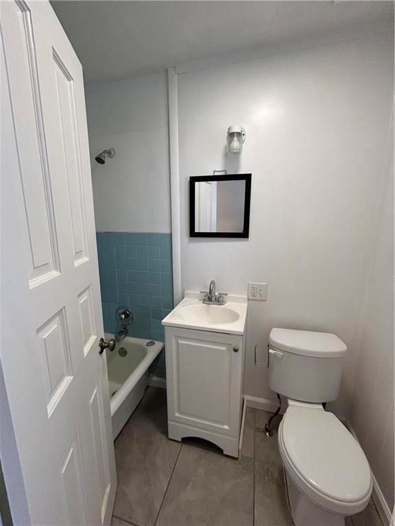 Allentown City, Pennsylvania 18102, United States, 3 Bedrooms Bedrooms, ,3 BathroomsBathrooms,Residential,Pending,15116