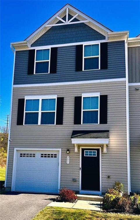 Photo of 551 Delta Road, Allen Twp, PA 18067 (MLS # 751664) Photo of 551 Delta Road, Allen Twp, PA 18067 (MLS # 751664)