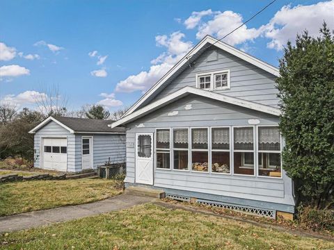2127 Edgewood Avenue, Palmer Twp, PA 18045 - #: 748730