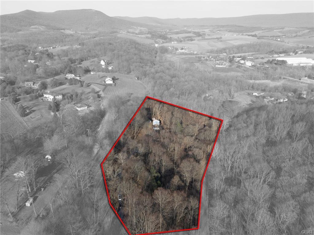 Albany Township, Pennsylvania 19529, United States, 2 Bedrooms Bedrooms, ,2 BathroomsBathrooms,Residential,Active,98091