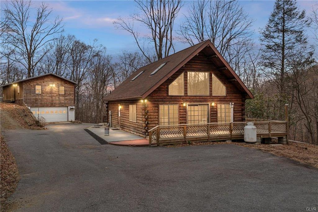 Albany Township, Pennsylvania 19529, United States, 2 Bedrooms Bedrooms, ,2 BathroomsBathrooms,Residential,Active,98091