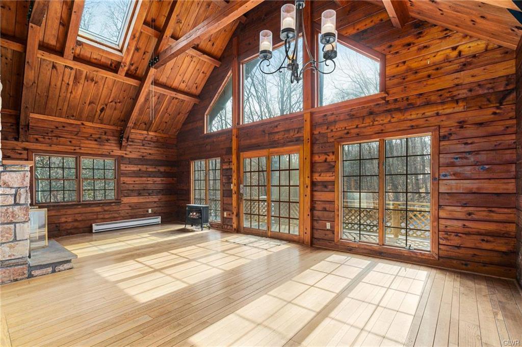 Albany Township, Pennsylvania 19529, United States, 2 Bedrooms Bedrooms, ,2 BathroomsBathrooms,Residential,Active,98091