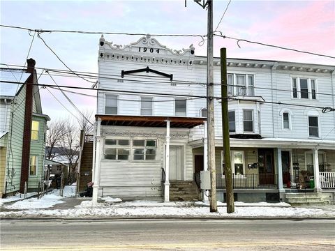 Photo of 16 Susquehanna Street, Allentown, PA 18103 (MLS # 732133) Photo of 16 Susquehanna Street, Allentown, PA 18103 (MLS # 732133)