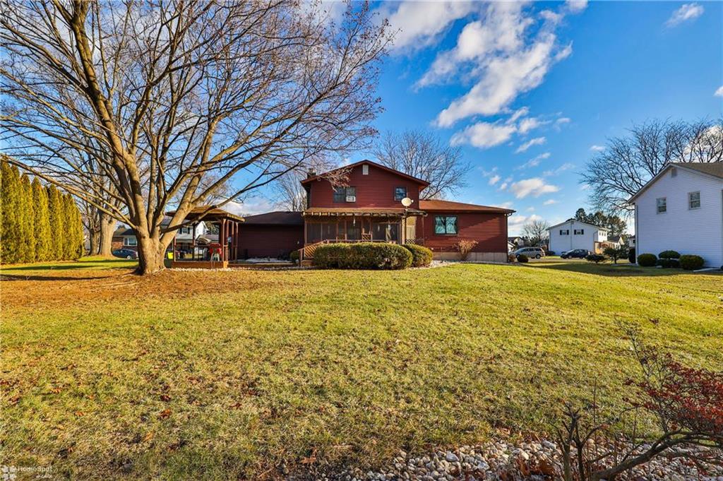 Lower Nazareth Twp, Pennsylvania 18064, United States, 3 Bedrooms Bedrooms, ,2 BathroomsBathrooms,Residential,Pending,22211