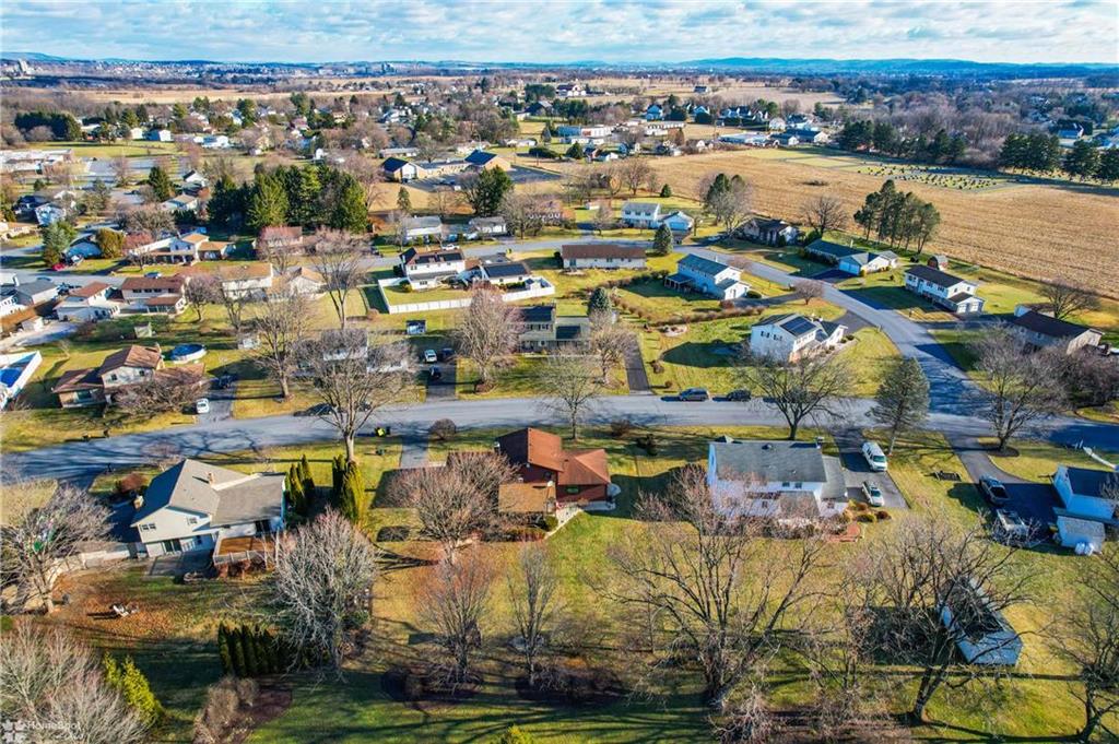 Lower Nazareth Twp, Pennsylvania 18064, United States, 3 Bedrooms Bedrooms, ,2 BathroomsBathrooms,Residential,Pending,22211