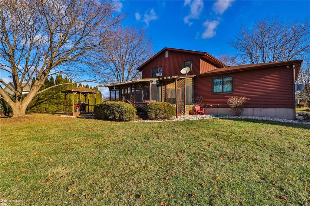 Lower Nazareth Twp, Pennsylvania 18064, United States, 3 Bedrooms Bedrooms, ,2 BathroomsBathrooms,Residential,Pending,22211