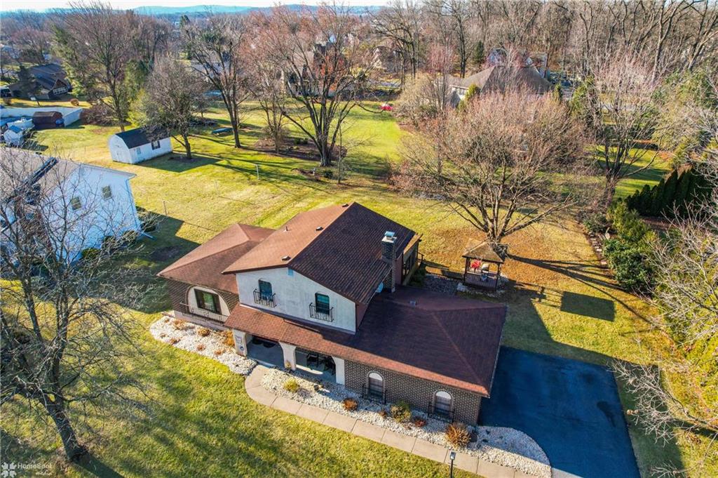 Lower Nazareth Twp, Pennsylvania 18064, United States, 3 Bedrooms Bedrooms, ,2 BathroomsBathrooms,Residential,Pending,22211