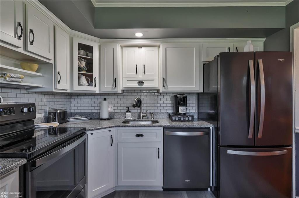 Lower Nazareth Twp, Pennsylvania 18064, United States, 3 Bedrooms Bedrooms, ,2 BathroomsBathrooms,Residential,Pending,22211