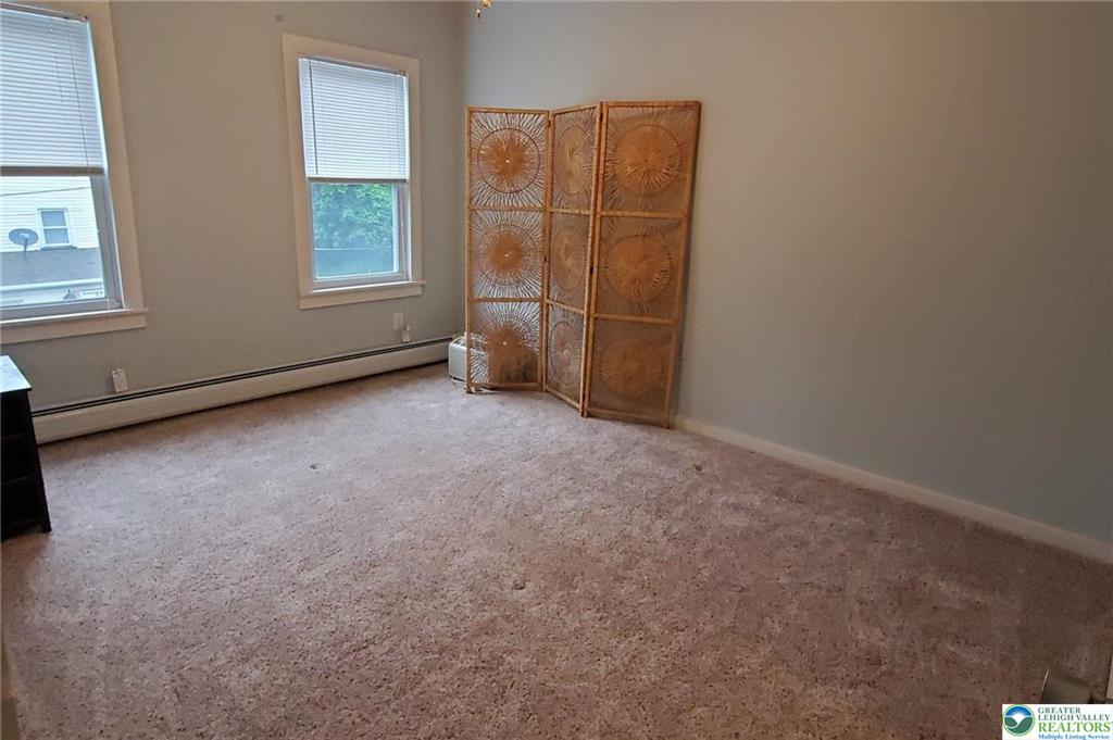 Easton, Pennsylvania 18042, United States, 4 Bedrooms Bedrooms, ,2 BathroomsBathrooms,Residential,Active,146896