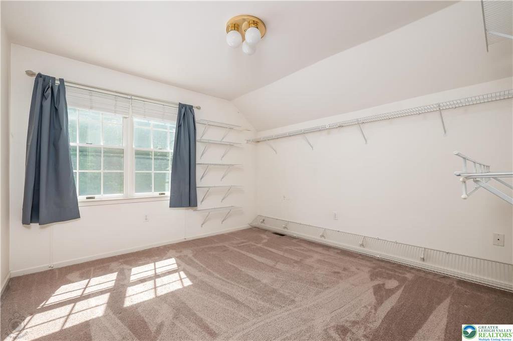 Williams Twp, Pennsylvania 18055, United States, 4 Bedrooms Bedrooms, ,3 BathroomsBathrooms,Residential,Active,147403