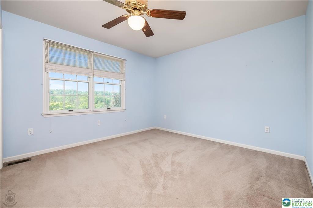 Williams Twp, Pennsylvania 18055, United States, 4 Bedrooms Bedrooms, ,3 BathroomsBathrooms,Residential,Active,147403