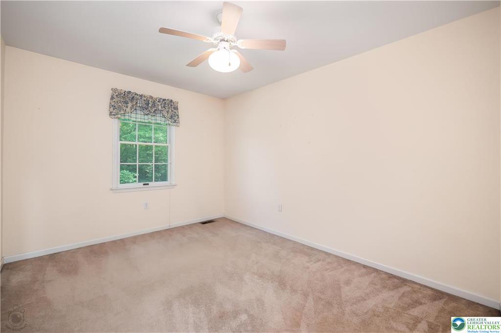 Williams Twp, Pennsylvania 18055, United States, 4 Bedrooms Bedrooms, ,3 BathroomsBathrooms,Residential,Active,147403