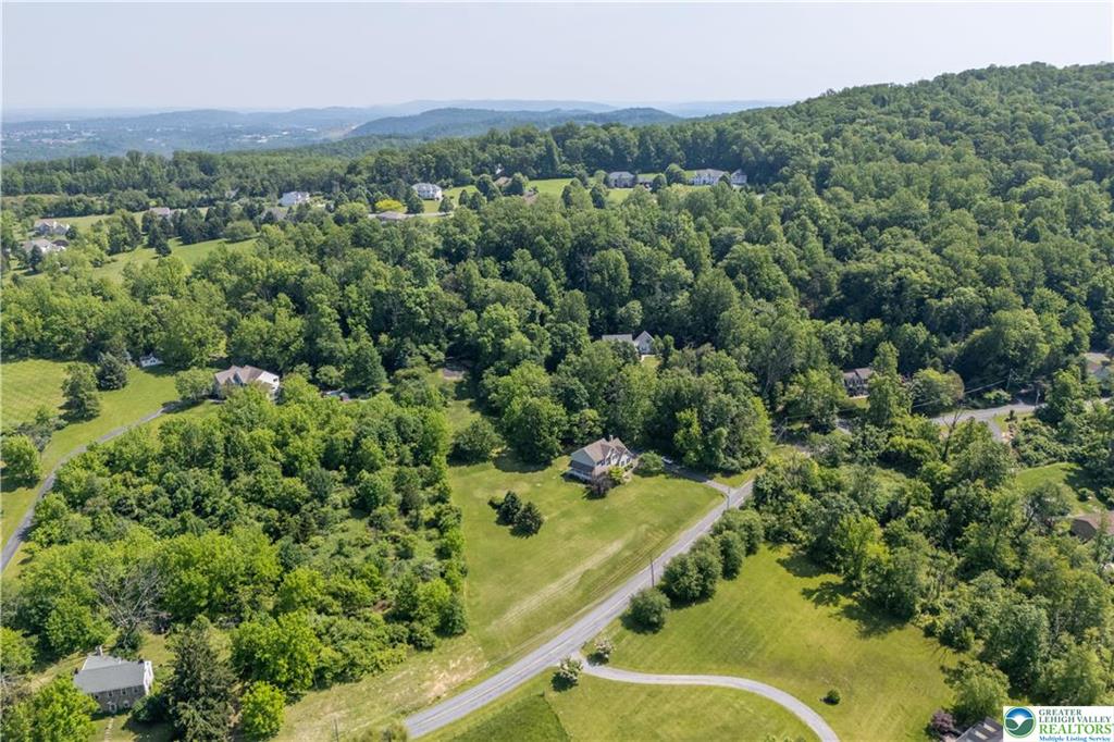 Williams Twp, Pennsylvania 18055, United States, 4 Bedrooms Bedrooms, ,3 BathroomsBathrooms,Residential,Active,147403