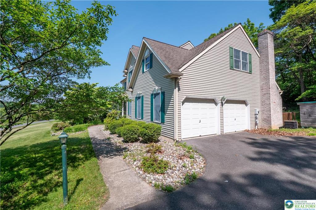 Williams Twp, Pennsylvania 18055, United States, 4 Bedrooms Bedrooms, ,3 BathroomsBathrooms,Residential,Active,147403